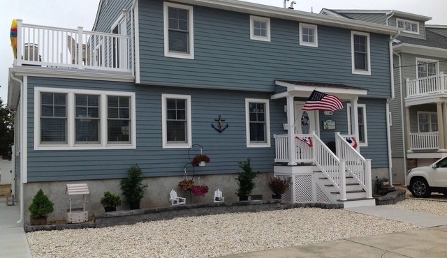 The perfect vacation spot for couples and families! NO groups of young adults.