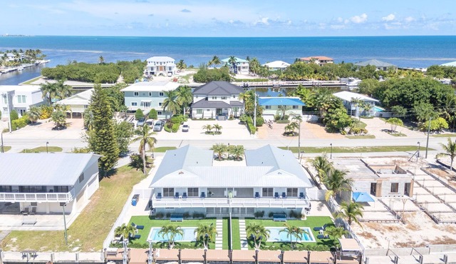 The Twin Palm Villas in Sombrero Beach - A- Oceanfront home with great views.