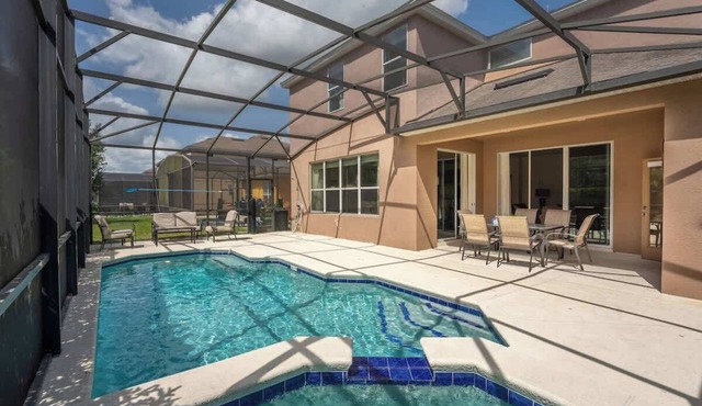 Themed Bedrooms and Large Pool