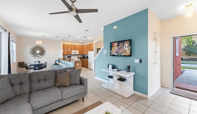 Themed House with Pool and Comfort