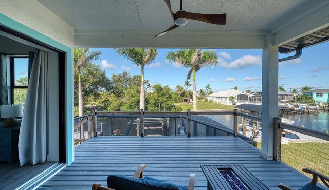 Tranquil 3-bedroom canal front home with private pool in Saint James City