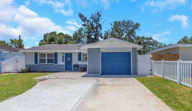 Ultimate Florida Getaway: 2 Units, 1 Great Stay!