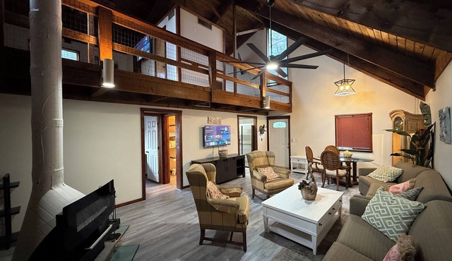 Unique Cedar Cabin Style 3 bedroom 2 bath home. Smart TV’s & WiFi