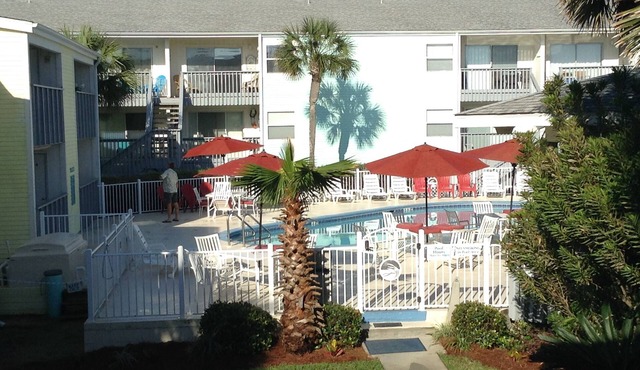 Updated Condo on Beautiful Pensacola Beach! in Pensacola Beach