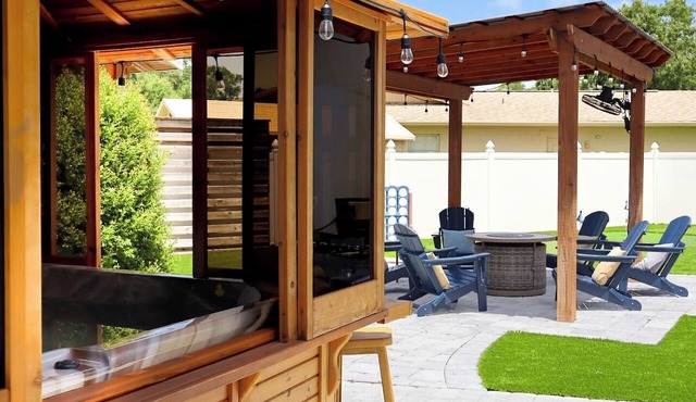 Villa 5 Bed With Saltwater Heated Pool & Jacuzzi