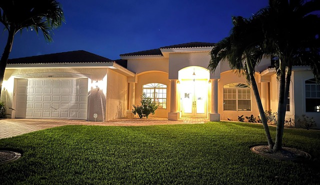 Villa Meridian Spacious villa for discerning guests.