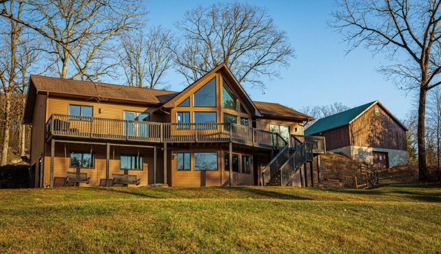 Vineyard w/mountain views - minutes to ski and waterparks
