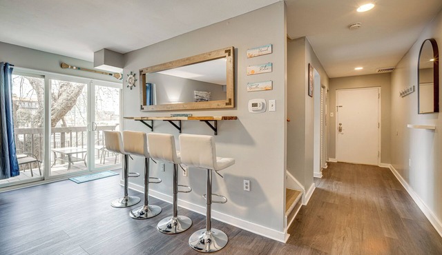 Walk to Casino: Condo w/Balcony in Atlantic City!