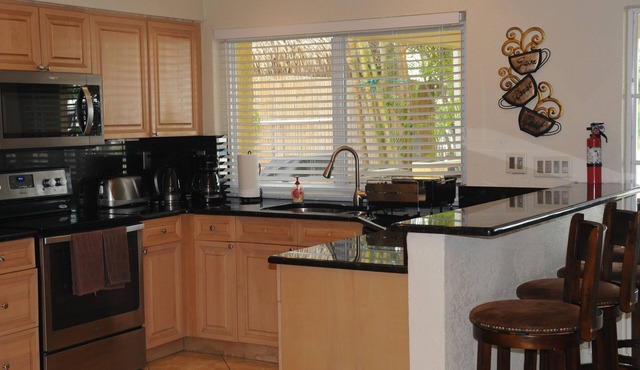 Waterfront, Heated Pool with Spa 50’Dock, Direct Ocean Access - No Fixed Bridges