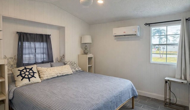 Welcome Cedar Box House - Fort Myers Beach