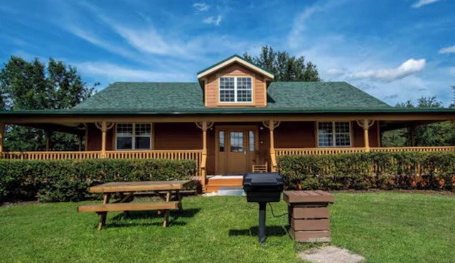 Westgate River Ranch 2BR Cabin + Waterpark