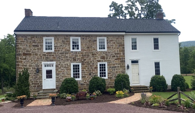 "Wittenmyer Meadows", Historic 4 Bedroom Home near Middleburg, PA