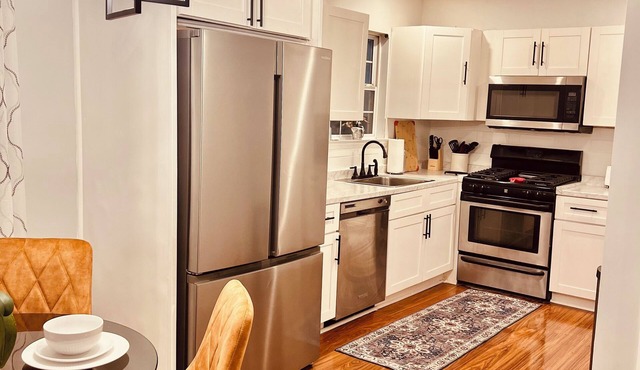 World Cup HQ 3 BDR Condo 11 Miles to NYC Free Parking in East Orange