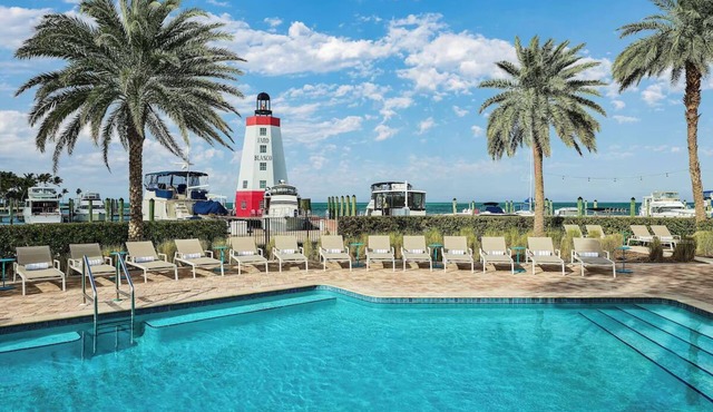 Your Gateway to a Perfect Getaway! 2 Units, Outdoor Pool, Pets Are Welcome!