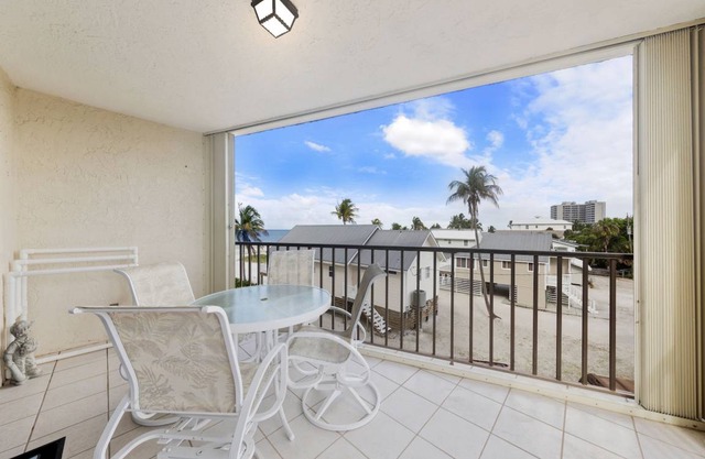 122 m² Condo ∙ 2 bedrooms ∙ 4 guests