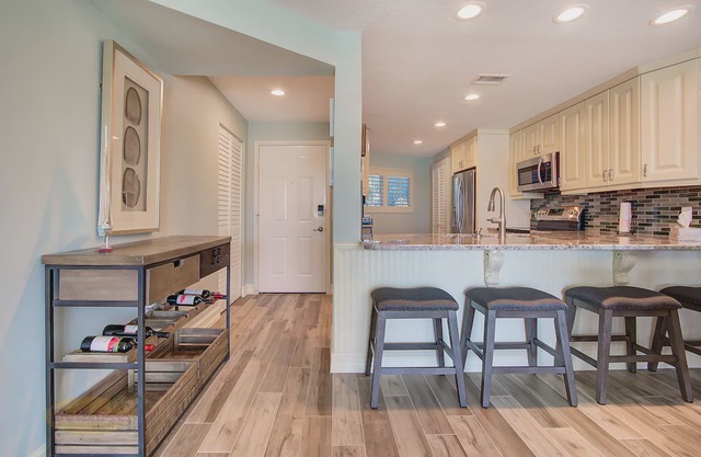 610 ISLAND WAY CONDO UNIT 206