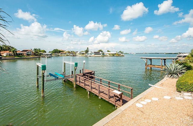 Palm Island Getaway - Monthly Beach Rental