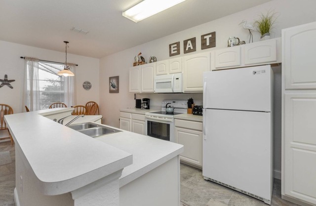 Rent the Perfect 5 Bedroom Villa on Windsor Hills Resort, Orlando Villa 4913