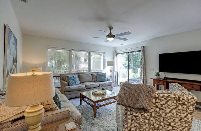 Sunset Rentals | Tennismaster 904
