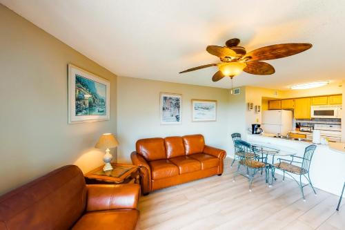 TA15 Ocean Pointe #2210