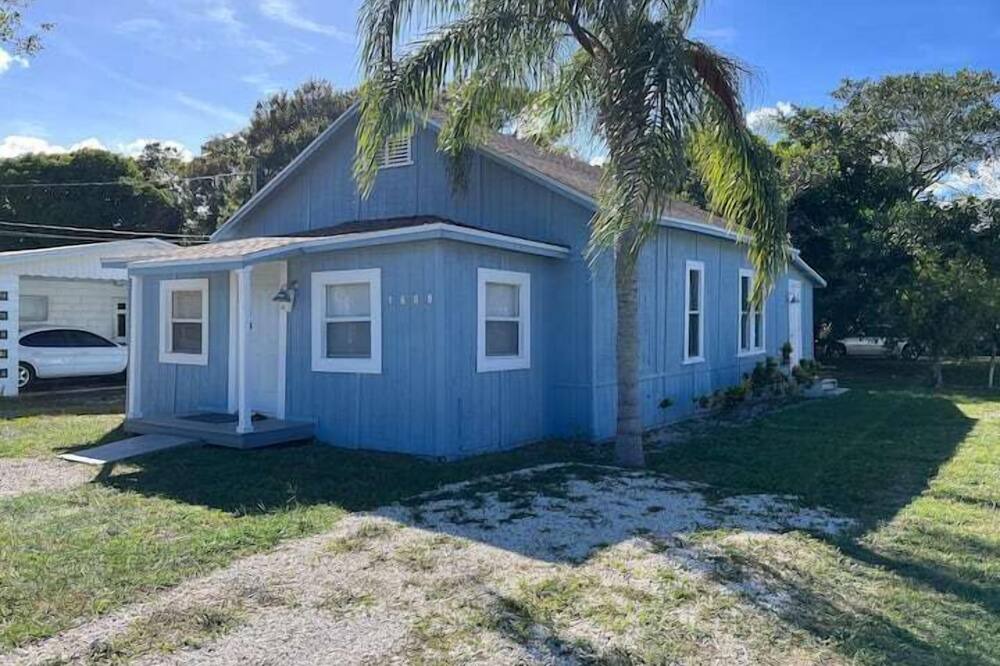 Fort Pierce Apartment | 1 Bedroom 770617 by Houzlet