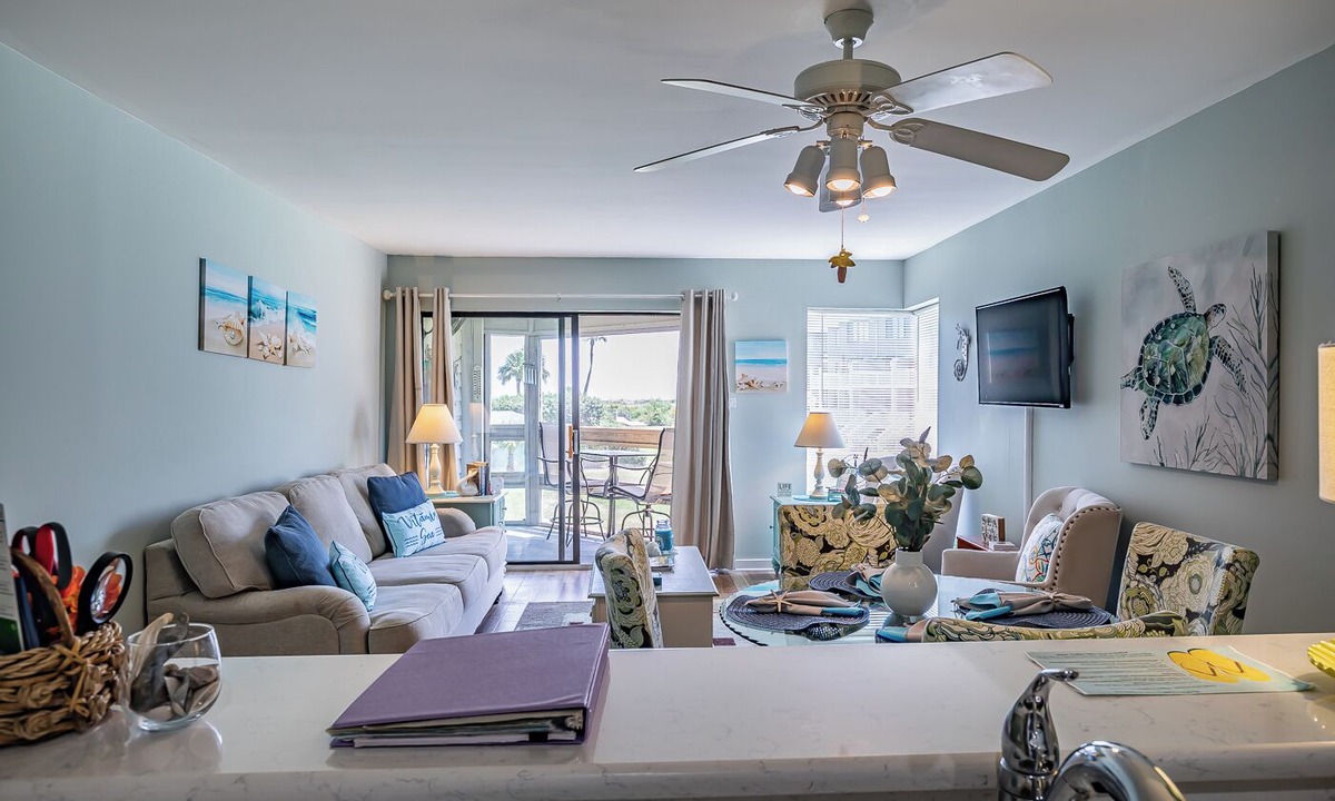 Oceanmarsh Subdivision Condo | New Listing! - Pool and Ocean View - Harbor Island Beachhouse