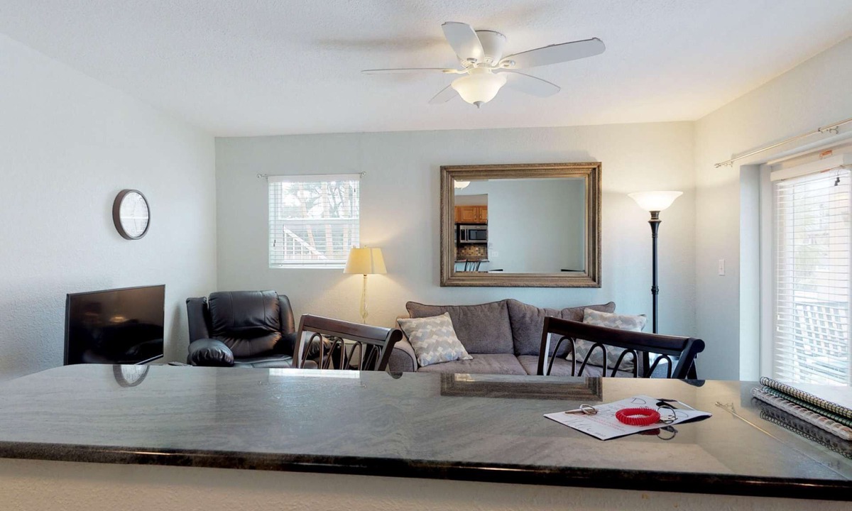 Pass-a-Grille Historic District Condo | Located on Historic Pass-A-Grille Beach. Steps to Sand, Heated Pool, Near Food and Free Parking!