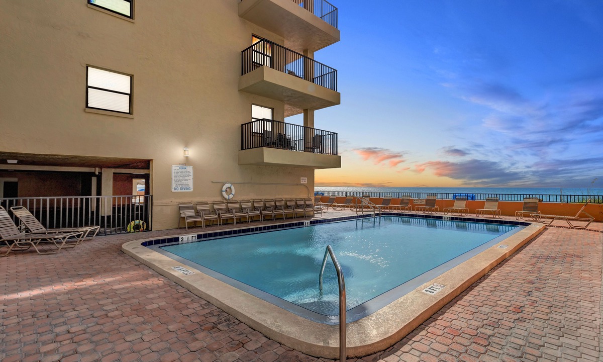 Madeira Beach Condo | 🌴 Las Brisas 201 — Renovated 3BR Gulf Front Condo with Room for 8