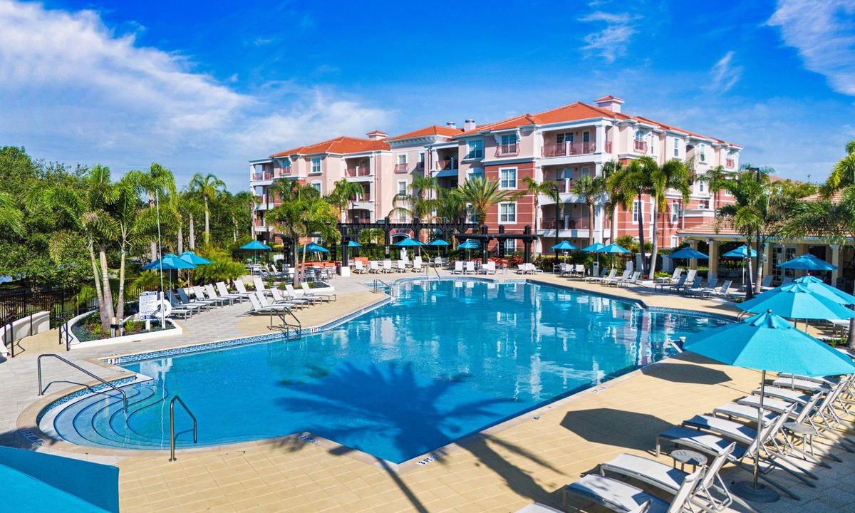 Florida Central Atlantic Coast Condo | Vista Cay Luxury Executive. Walk to Epic Universe and the OCCC