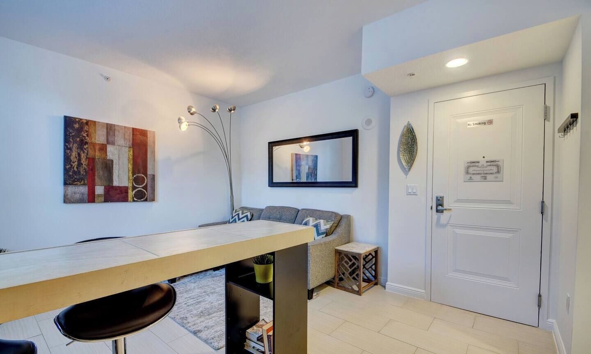 Boynton Beach Condo | One bedroom in amazing luxury condo. BEACH PASS INCLUDED!