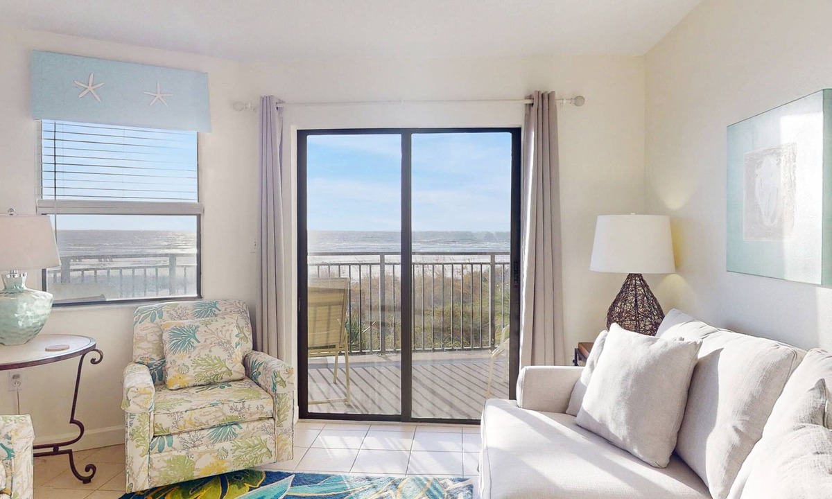 Belle Vista Condo | Corner Gulf-front 2BR at Vistas on the Gulf. Heated Pool & Hot Tub. Double Balcony. On the Beach!