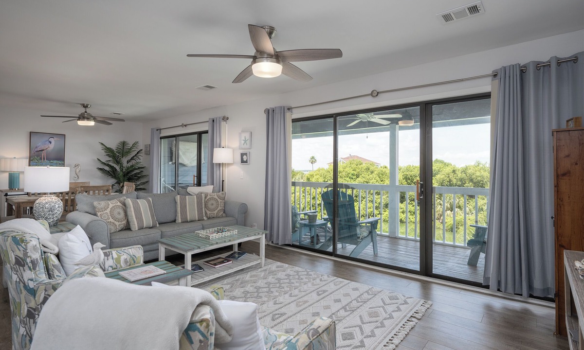 Beachwalk Condo | Coastal Villa Retreat on Harbor Island – 2BR/2BA – Sleeps 6