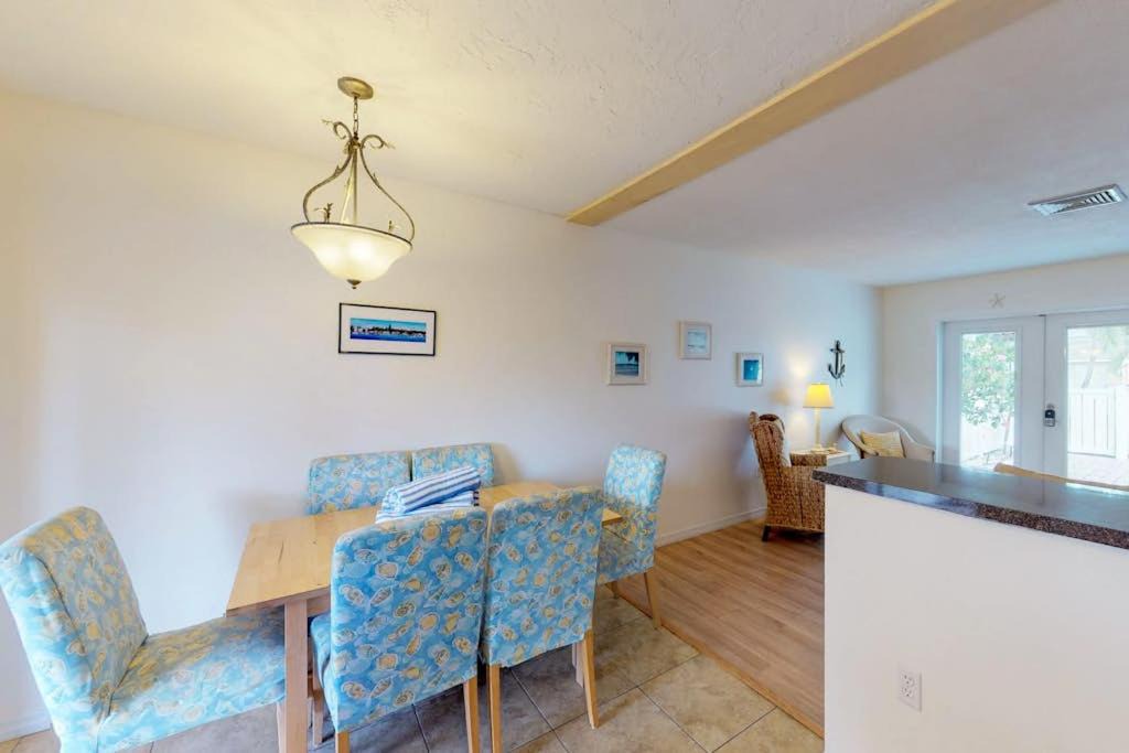 Holmes Beach Villa | Blue Wave Villa East