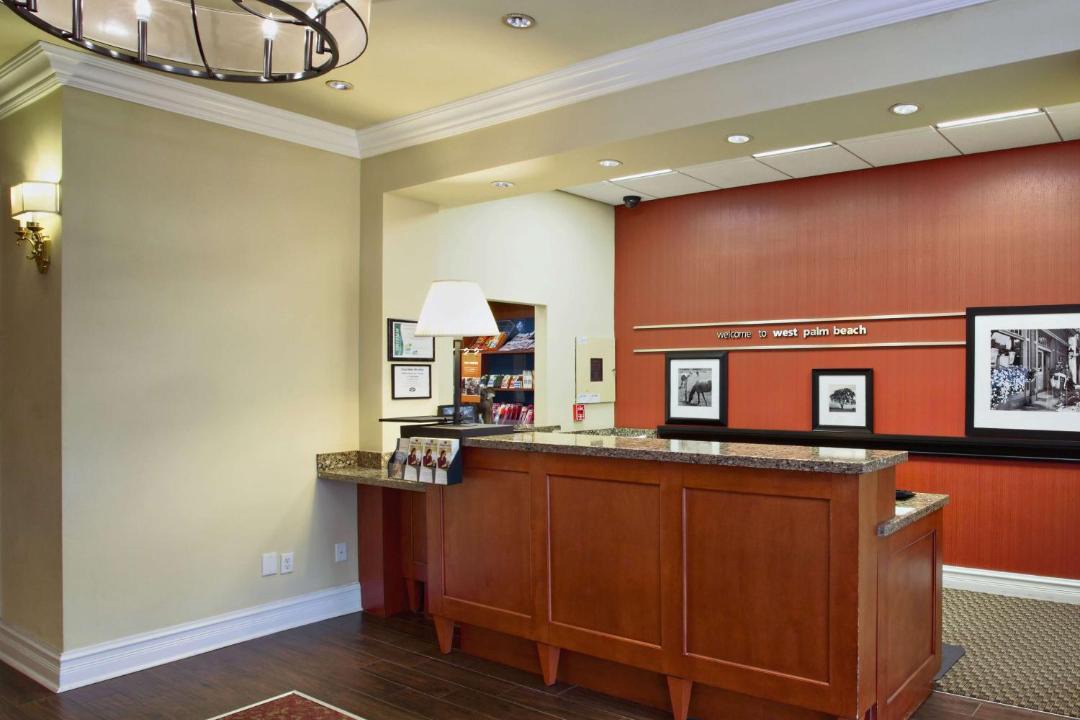 West Palm Beach Hotel | Hampton Inn West Palm Beach Central Airport