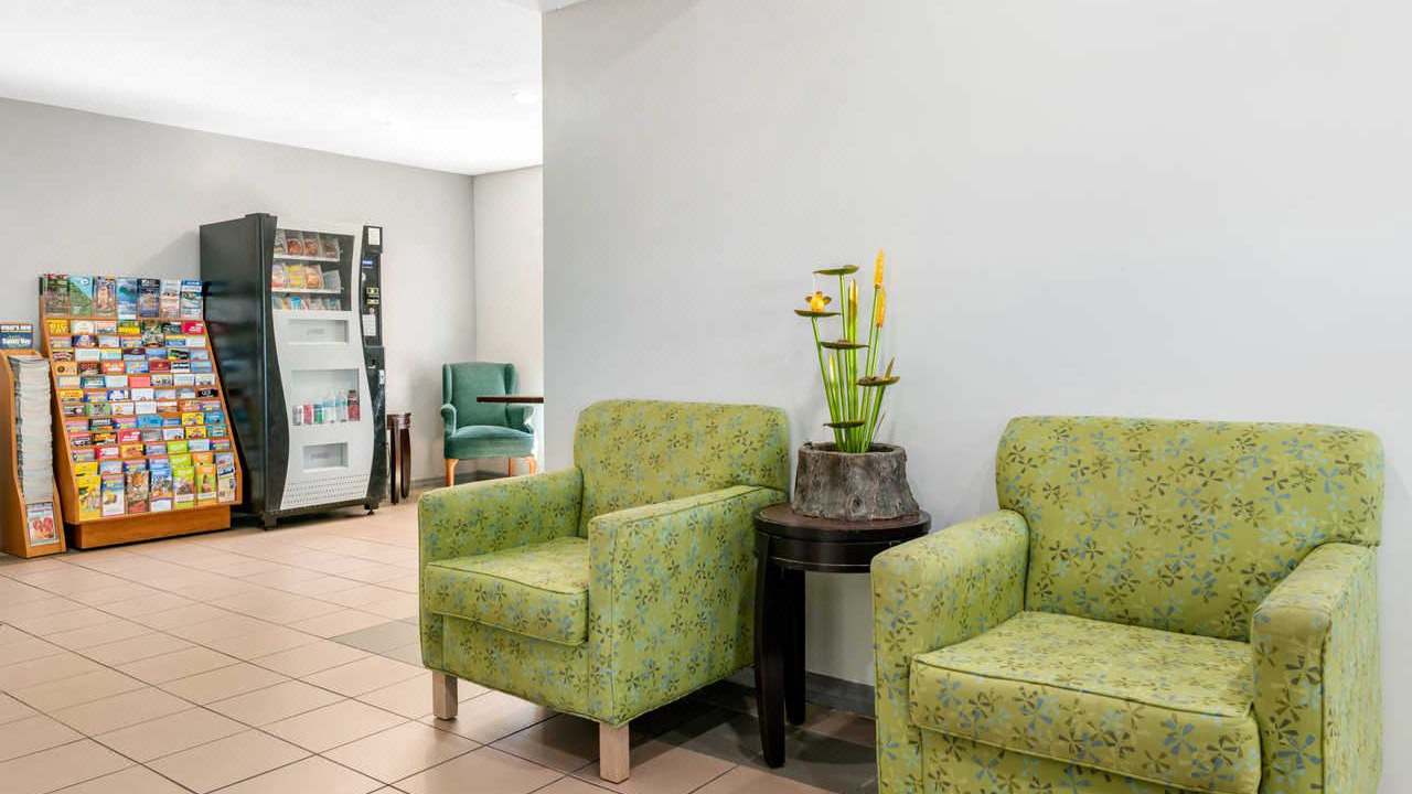 Photo of Livingroom in North Trail