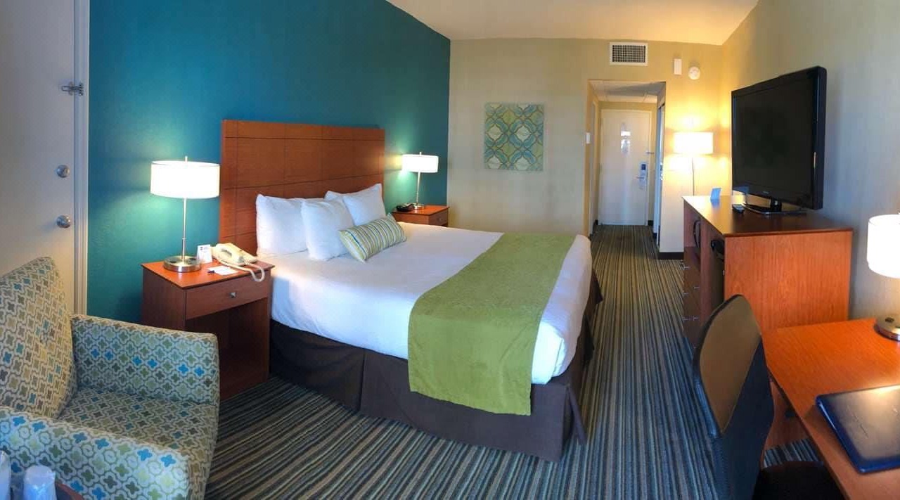 Photo of Bedroom in North Bay Village