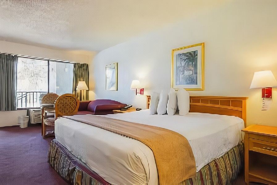 Photo of Bedroom in June Park