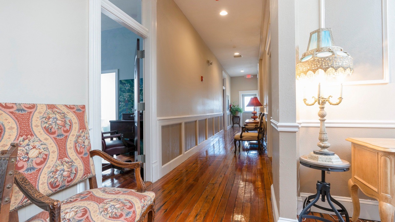 Photo of Livingroom in Arcadia Historic District