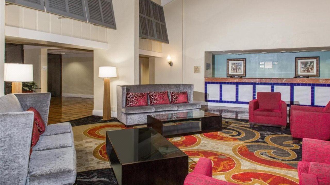 Photo of Livingroom in Villages of Palm Beach Lakes