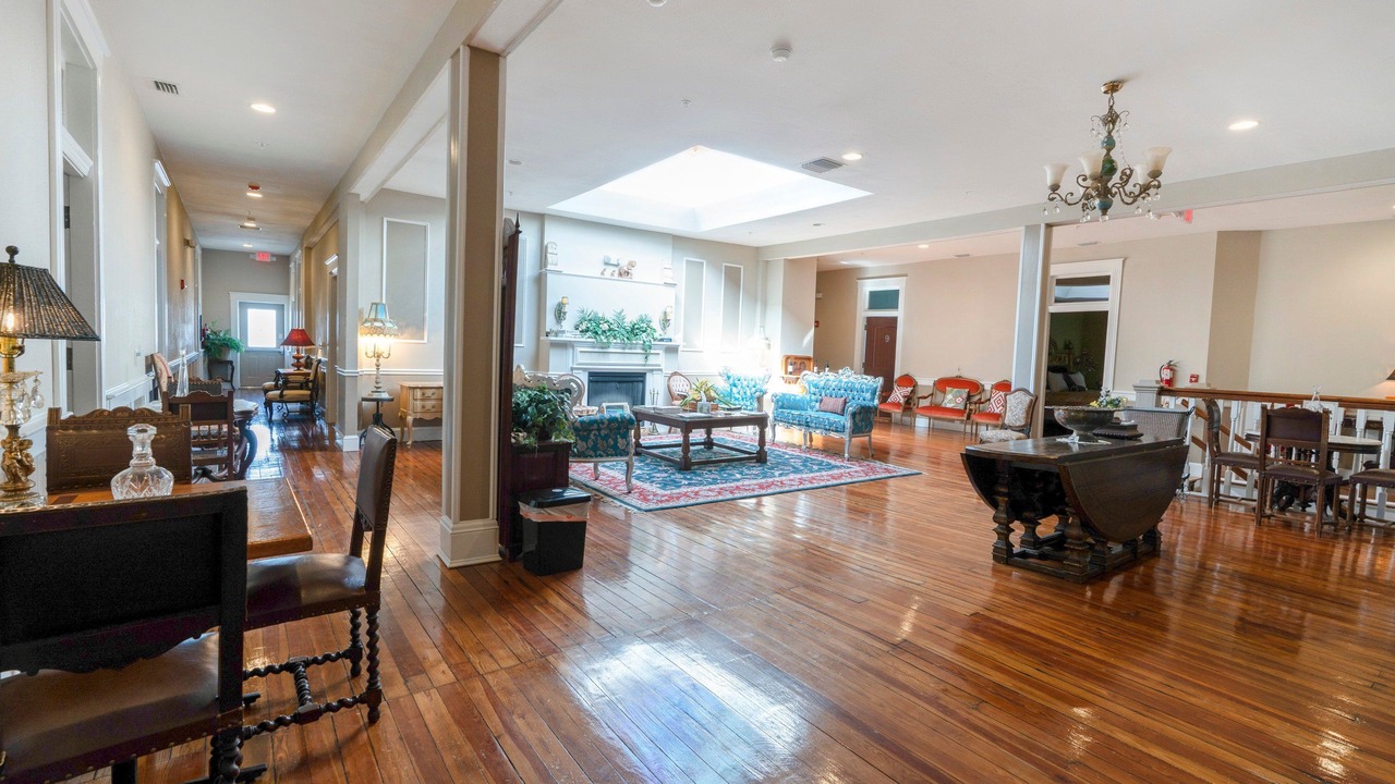 Photo of Livingroom in Arcadia Historic District