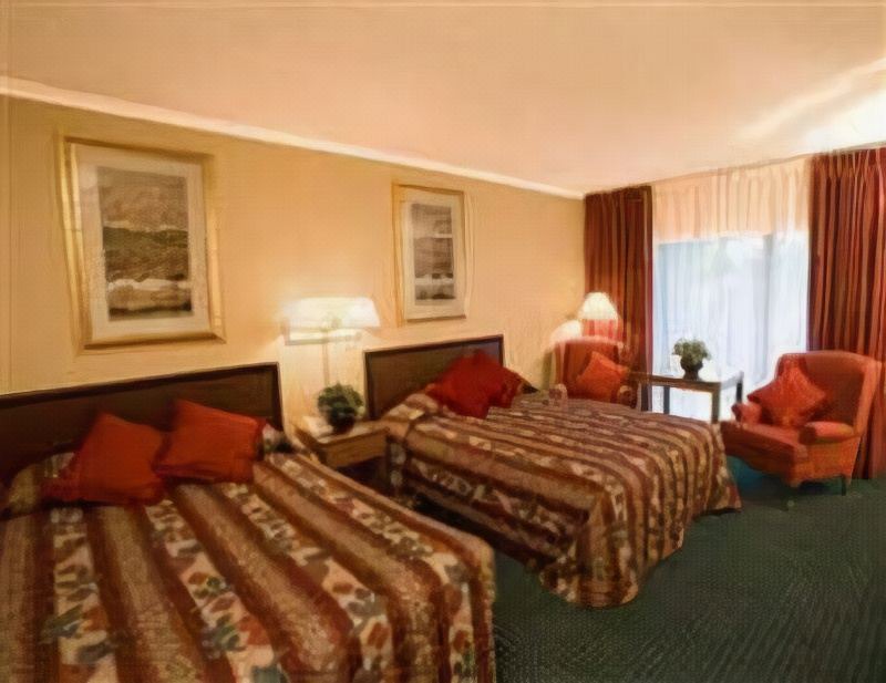 Photo of Bedroom in Cypress Gardens