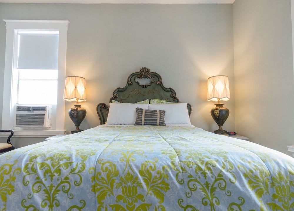 Photo of Bedroom in Arcadia Historic District