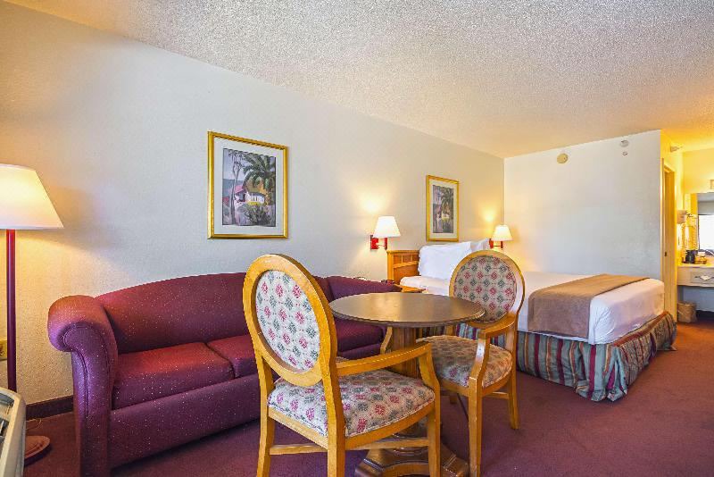 Photo of Livingroom in June Park