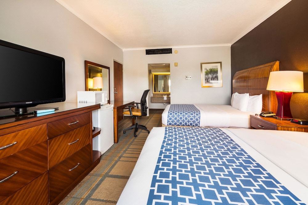 Photo of Bedroom in Cypress Gardens