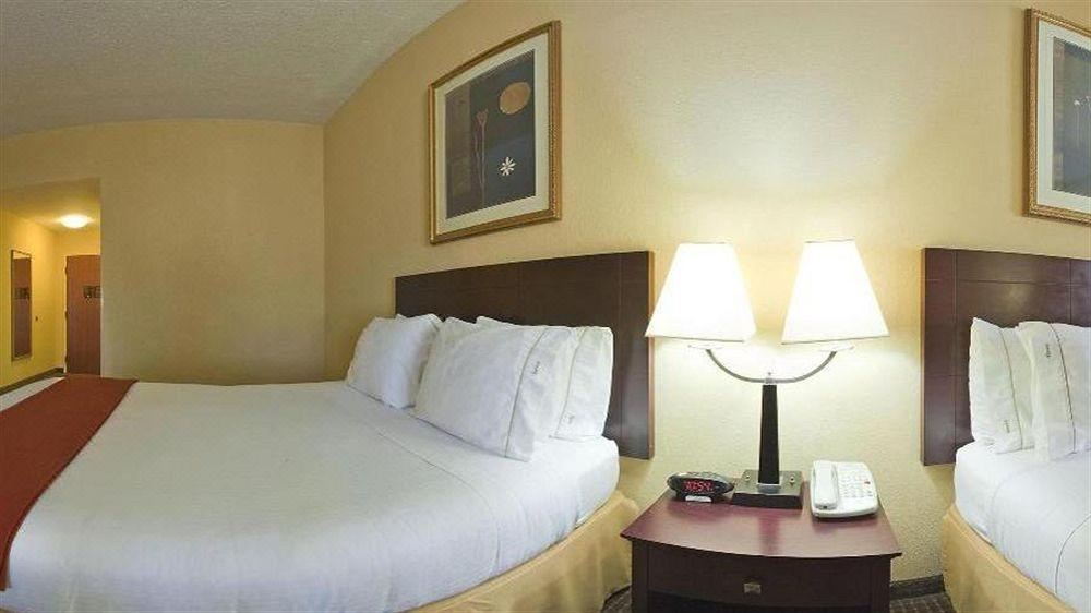 Photo of Bedroom in Sebring