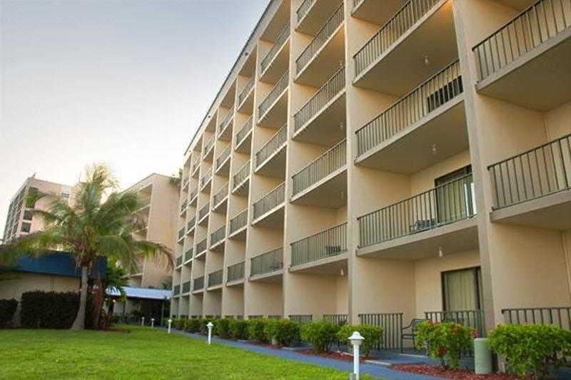 Photo of Buildings in Fort Myers