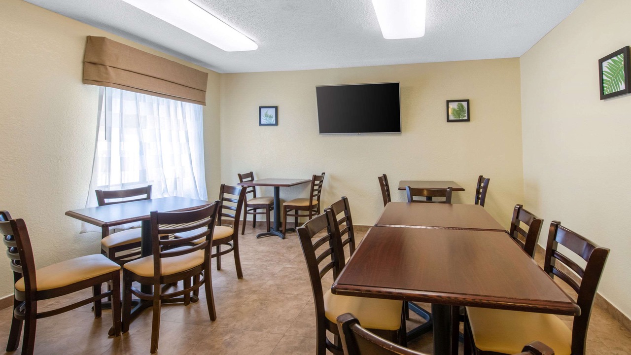 Photo of Livingroom in Bayou Oaks