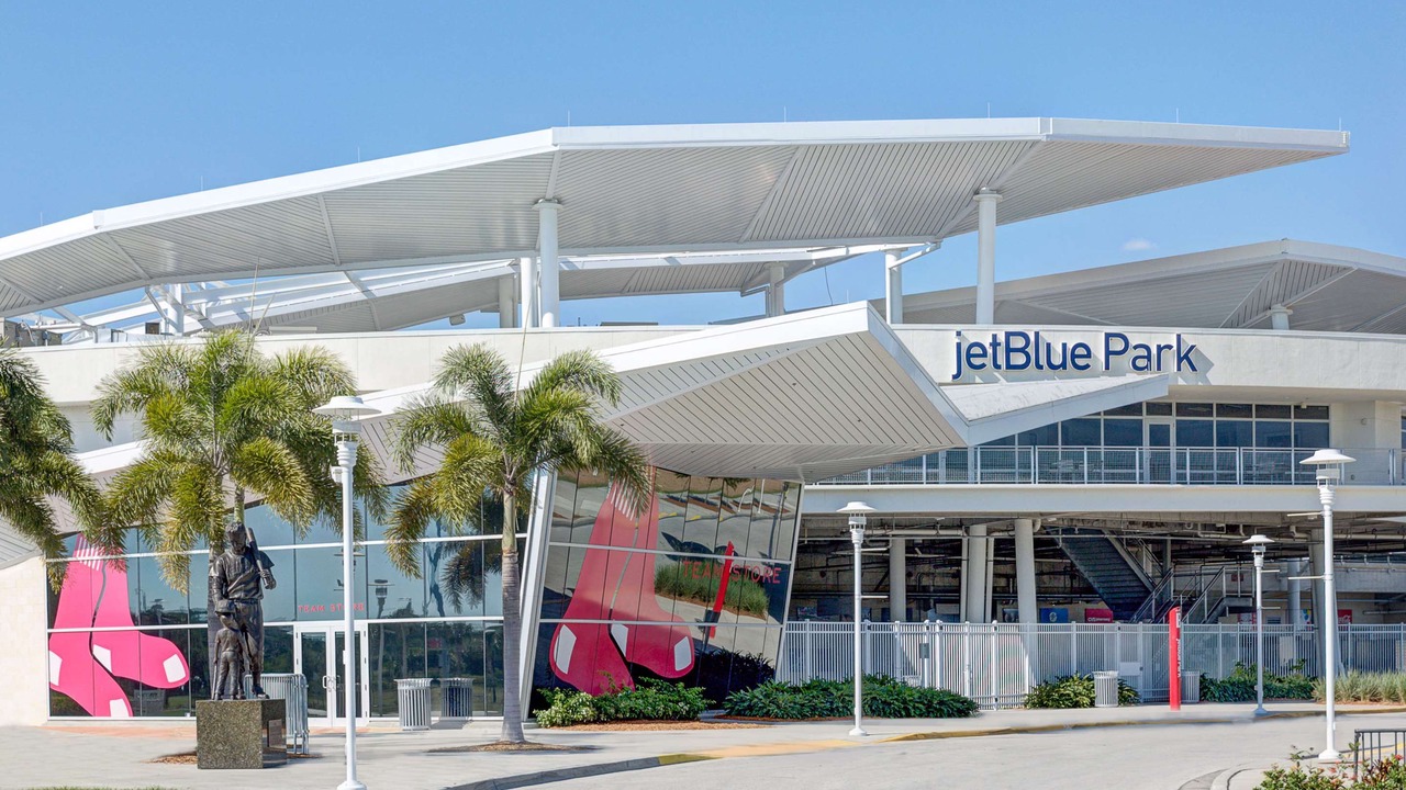 Photo of Buildings in Fort Myers