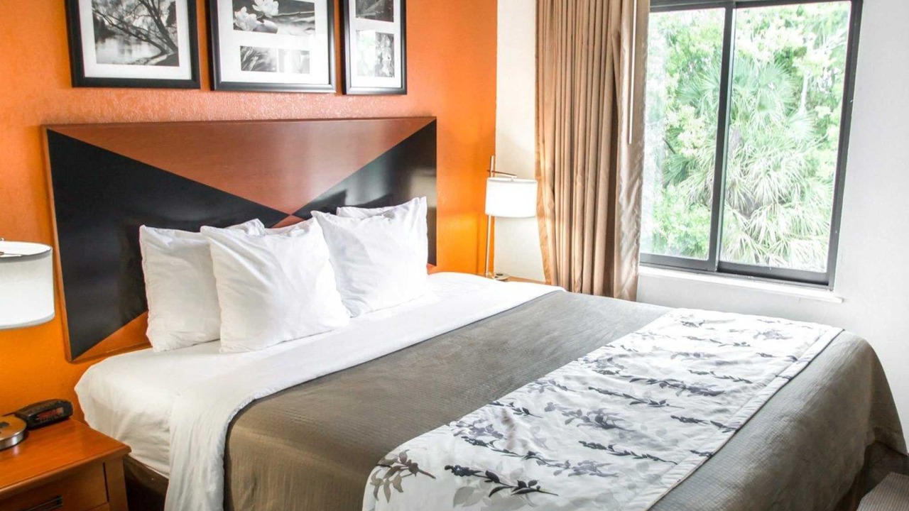 Photo of Bedroom in Bayou Oaks