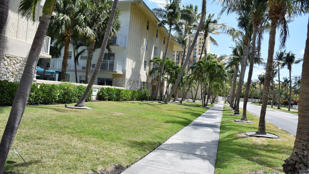 Photo of Others in Key Biscayne